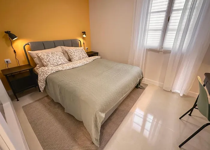 Aloha Garden 1 Bedroom Apartment